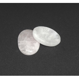 L PEDRA & CRYSTAL Worry Stone A Handheld Comfort to Ease Stress, Enhance Focus, and Promote Inner Peace (Rose Quartz Worry Stone)