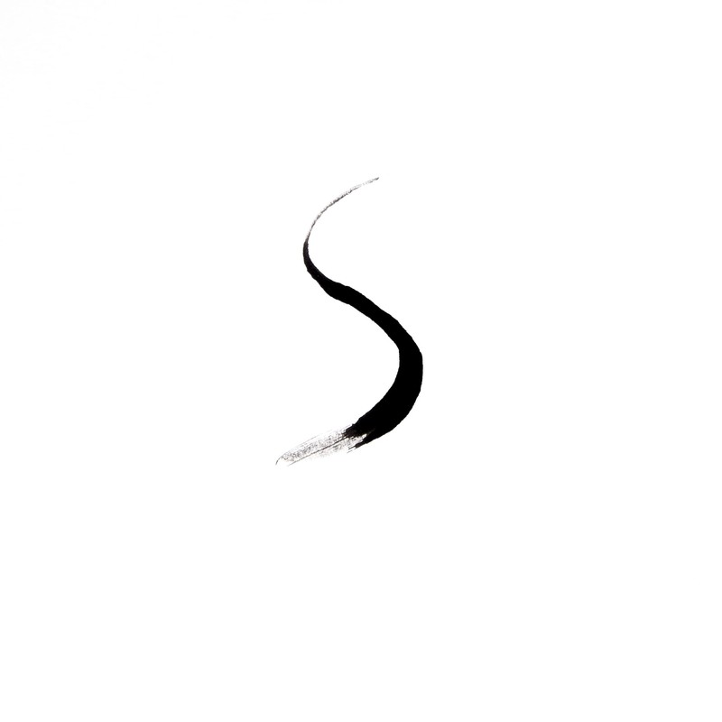 Revolution Beauty London, Roxi, Ultra Precise, Eyeliner, Black, 0.5ml