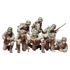 タミヤ 1/35 ミリタリーミニチュアシリーズ No.61 ドイツ陸軍 歩兵 進撃 セット プラモデル 35061