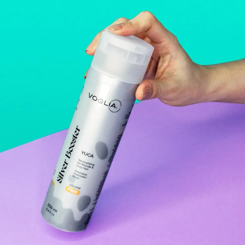 Pack Voglia Shampoo Matizador Plata + Tratamiento Reparador