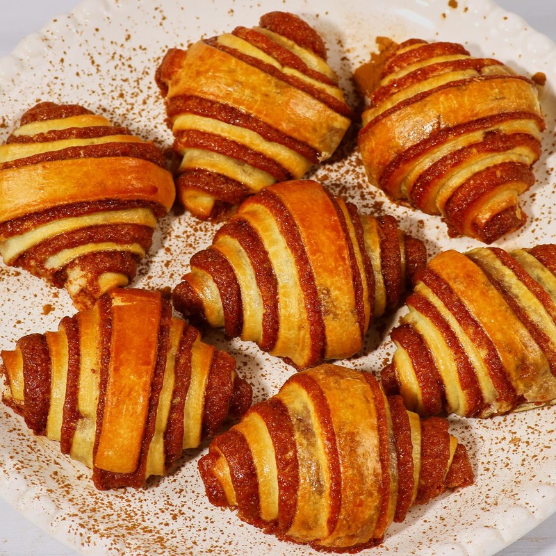 Cinnamon Rolls | Cinnamon Buns | Breakfast Pastry | Rugelach