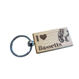 Ashton and Finch I Love Bassetts Keyring – Wooden Dog Key Ring – Ideal for Basset Hound Lovers