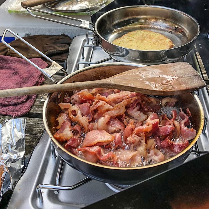 The Pathfinder School Stainless Steel Folding Skillet and Lid (8-Inch)