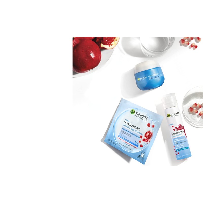 Garnier Skin Naturals Aqua Bomb Sheet Mask (Pack of 1)