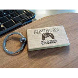 Ashton and Finch 16th Birthday Keyring – Engraved with Level 16 Unlocked – Fun and Unique Gift for Gamers and Teens