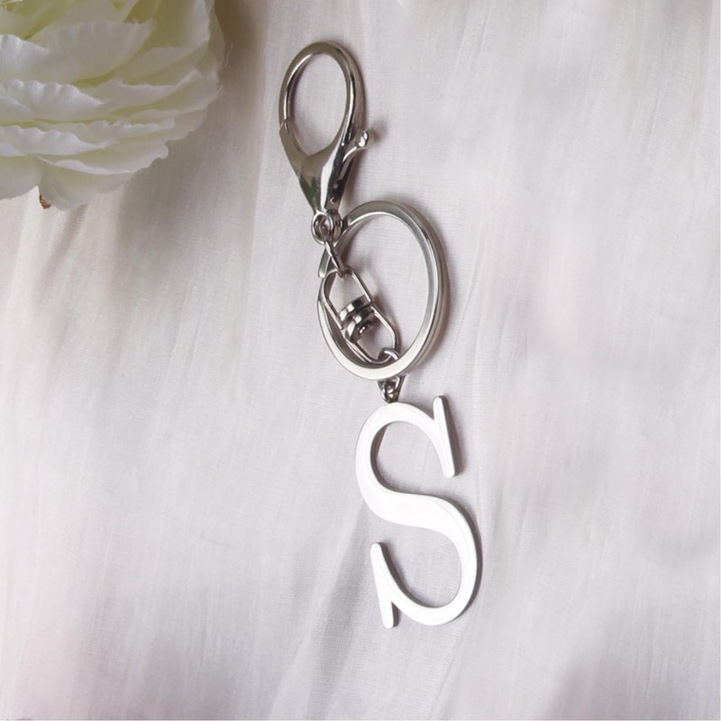 ORUZA Letter Keyring Alphabet Initial Keychain, Metal Letter Key Ring