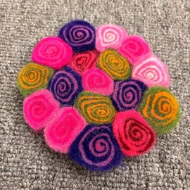 Felt Coaster for Drinks, Spiral Patterns Drink Coaster for Heat and Cold Resistant, Thick & Durable Hand Wool Felted Coaster (Red)