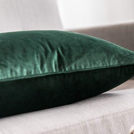Miulee Set of 2 Velvet Cushion Covers, Flange, Wrapped Edge Cushion Covers, Decorative Sofa Cushions for the Living Room, Bedroom, 45 x 45 cm, Dark Green