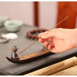 Ceramic Incense Stick Holder - Chinese Fishing Boat Design Ash Catcher - Durable Heat-Resistant Tray for Meditation, Yoga, Relaxation, Home and Office Décor - Mess-Free and Stylish Incense Burner Gift