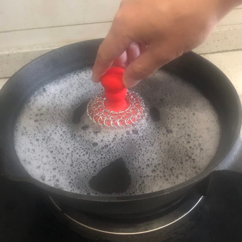 316 Upgraded Chainmail Scrubber with Silicone Handle Cast Iron Cleaner