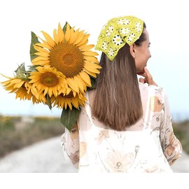 Floral Crochet Bandana for Women Knitted Head Scarf Soft Flower Hollow Headbands Fashion Hair Accessories (Pink, One size)