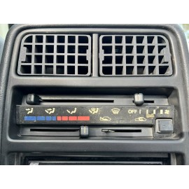 Geo Tracker / Suzuki Sidekick Vitara 1990-1995 Dash AC Air Vent Center Set