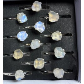 Natural Creations sterling silver stackable ring Size 4 Rainbow Moonstone Raw