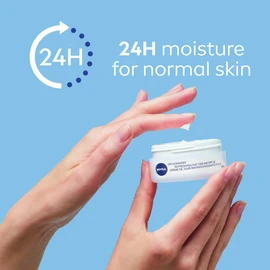 NIVEA Refreshing Day Cream with SPF 15, 24H Moisture for Normal Skin, 50ml | Day Cream with SPF 15