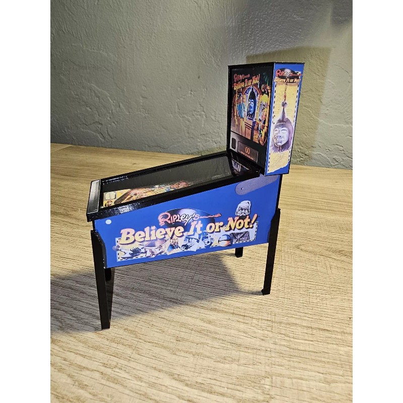 Stern Pinball Mini Replica “Ripley's Believe It or Not!” Pinball