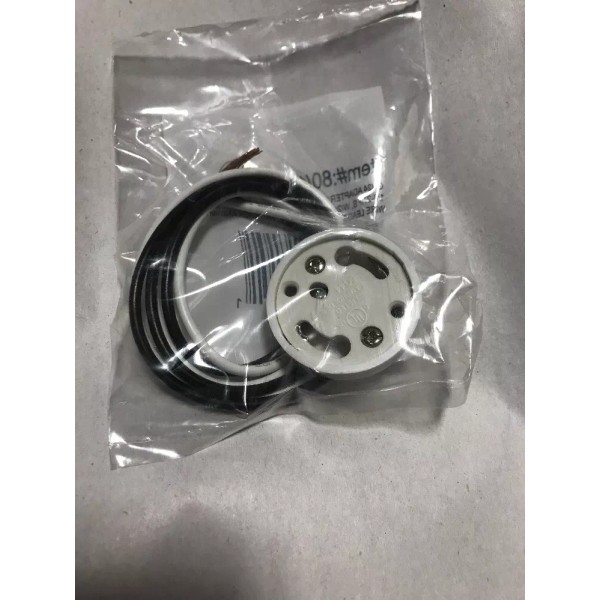 Lightbulbsareus SATCO 80-1715, TCP lamp holder New
