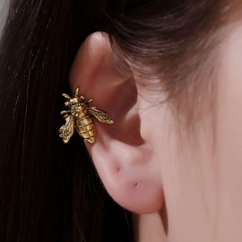 Zeshimb Tiny Bee Earcuff Earrings Vintage Honeybee Clip Earrings Gold Clip on Ear Cuff Earring Bee Cartilage Earrings Jewelry for Women and Girls