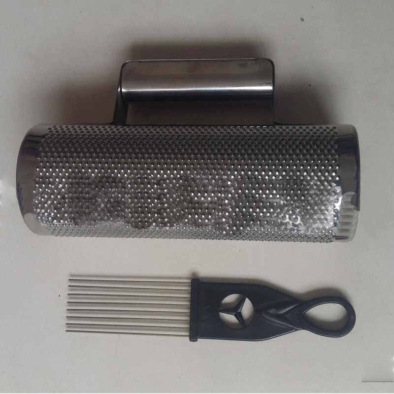 Metal Guiro Musical Instrument with Scraper Hand Percussion Guiro Shaker