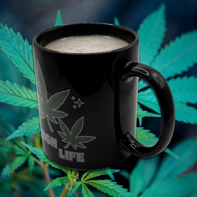 Mad Monkey Farbwechsel-Tasse 'High Life Weed', Kaffeebecher mit Thermoeffekt