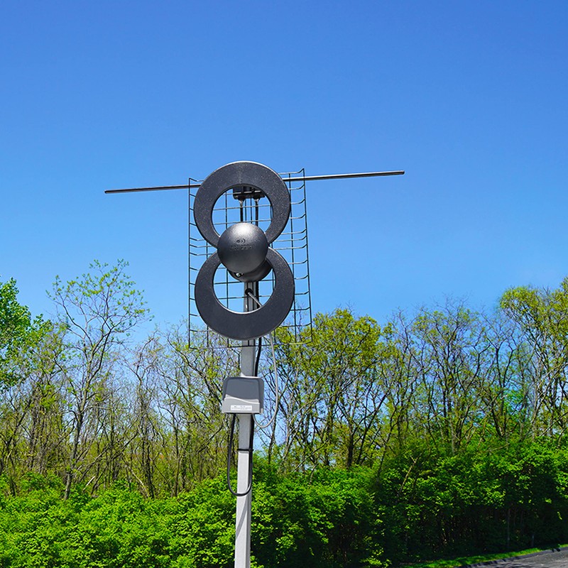 Antennas Direct ClearStream 2 RV Amplified On-The-Go TV Antenna, UHF
