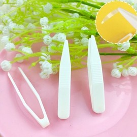 Plastic natural eyelashes, eyelash tweezers, plastic eyelash tweezers, tweezers, eyebrow tweezers, eyelash extension materials / 플라스틱 자연스러운속눈썹 속눈썹집게 플라스틱속눈썹집게 족집게 핀셋 눈썹핀셋 속눈썹연장재료