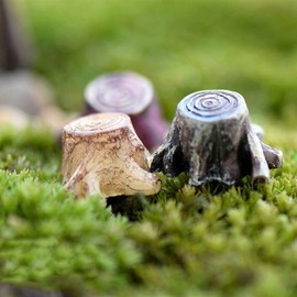 aoukoslt 3 Pcs Artificial Tree Stump Mini Garden Figurines, Gnomes Moss Terrariums Resin Crafts Figurines for Home Decoration Accessories Outdoor Statues, Tree Stump Decor
