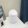 Eagrye Bote de basura de escritorio diminuto blanco de 0.5