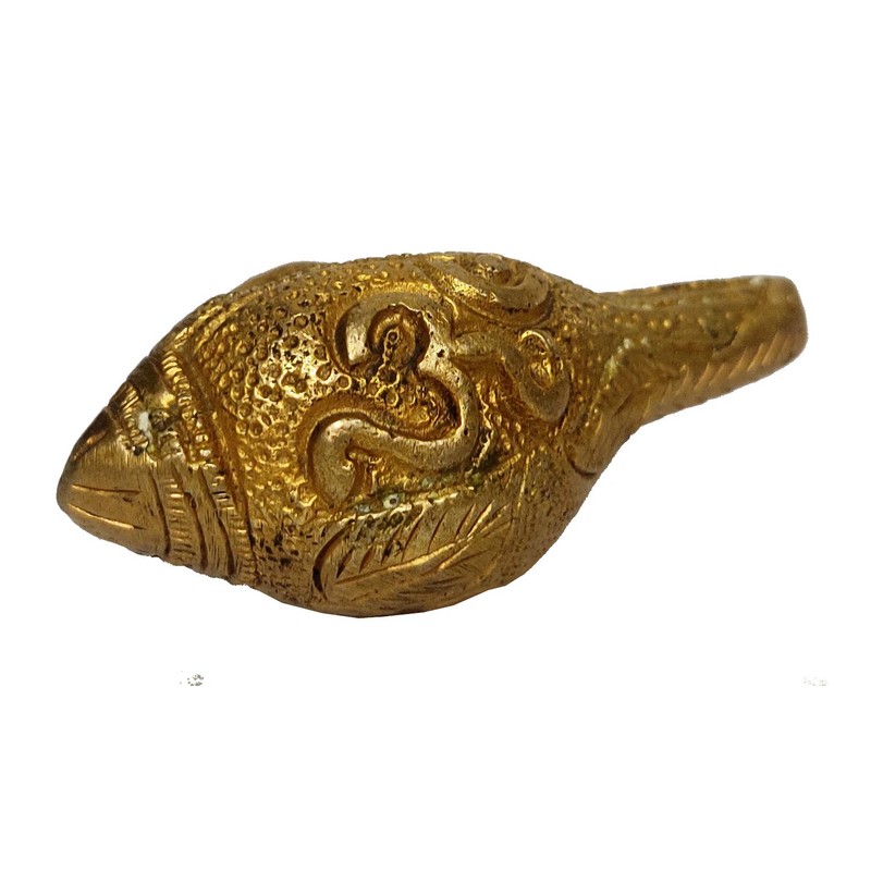 Purpledip Brass Shankha: Holy Conch Design Small Idol with Hindu