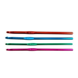 4 pcs Multicolor Aluminum Crochet Hooks: Size 4mm, 4.5mm, 5mm and 5.5mm