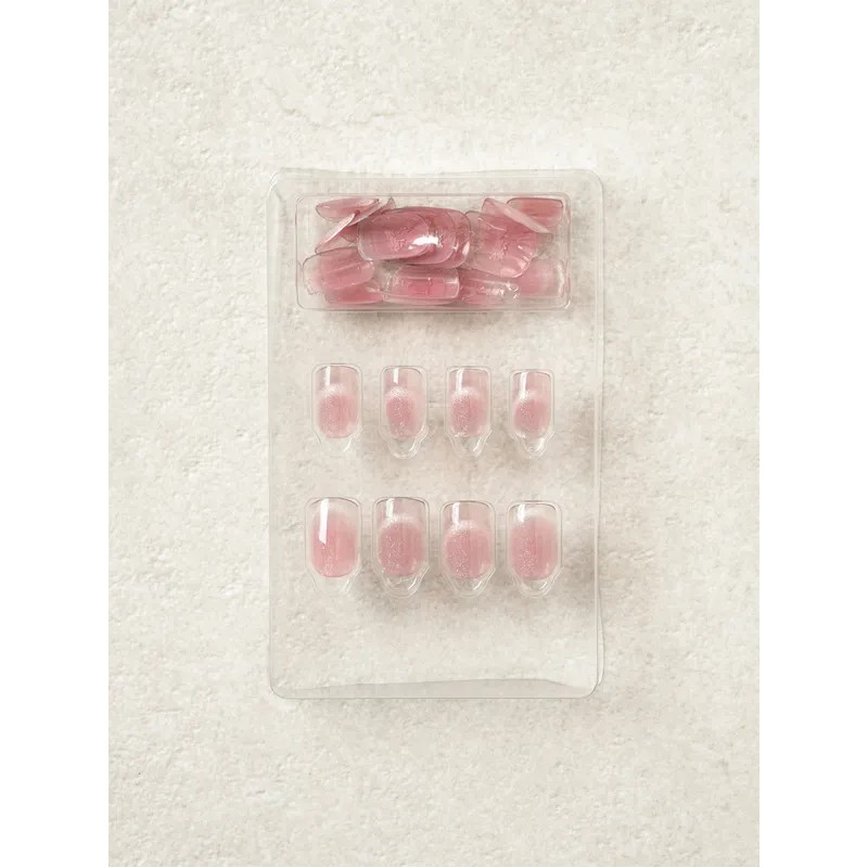 DAISO Too Cool For School Real Wear Nail Tips Round