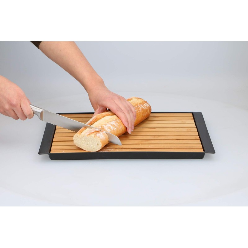 Breadboard with Crumb Tray - Bamboo - 38x27x2cm