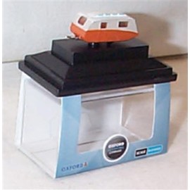 Oxford Orange/Cream Caravan vehicle 1:148 scale diecast model