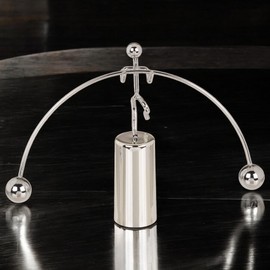 MIJOMA Kinetic Balance Toy Weightlifter - Stress Relief & Desk Decoration 16 x 11 cm Silver