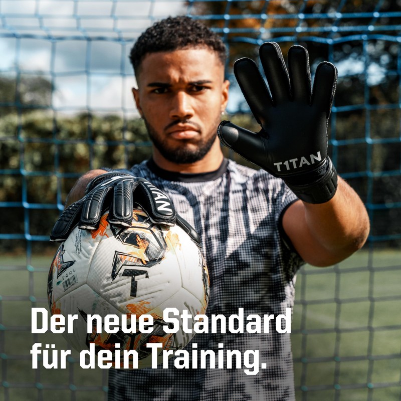 T1TAN Classic 1.0 Black-Out - Goalkeeper Gloves - Without Finger