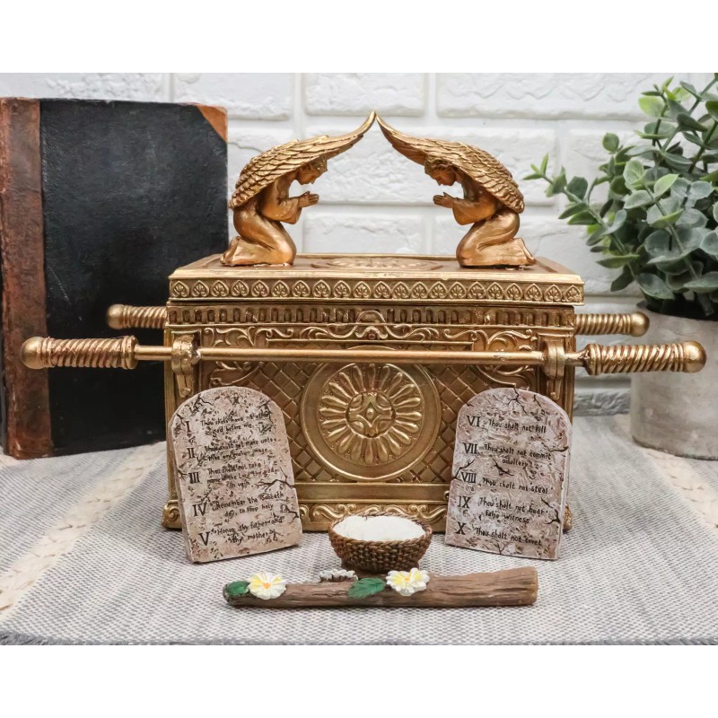 Golden Judaic Ark Of Covenant Model With Contents Decorative Box