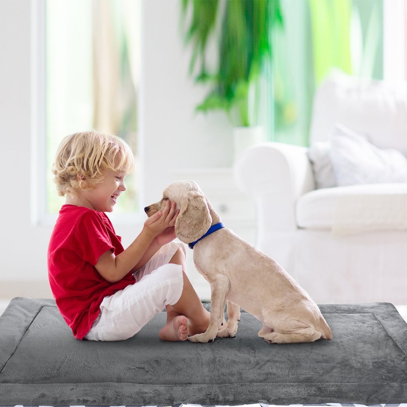 Waterproof Portable Dog Settle Mat, 127 x 70 CM Foldable