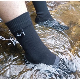 OTTERSHELL Waterproof Breathable Socks for Men and Women Ultralight Sports Climbing Trekking Hiking Camping Fishing Cycling Golf Outdoor Socks, Black (Extra Large 47-49)), 36-47