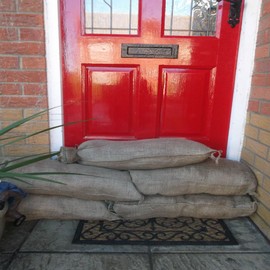 Yuzet 5 x Unfilled Hessian Burlap Sand Bags, Flood Protection, Defence Sacks,Water Barrier,Flooding, Absorbing Sandbags