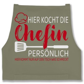Shirtracer - Apron - Cooking Apron - Ladies 1 - Hier kocht die Chefin persönlich - Gift Women Funny Chef Hobby Chef Kitchen Gift, 05 Sage Green