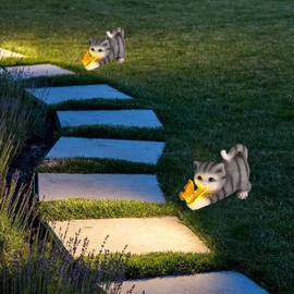 Solar Cat Statue | Cat Outdoor Solar Sculpture,Solar Garden Statue Cat Figurine, Resin Kitten Statue Playing Butterfly for Patio, Lawn, Yard Art Decoration