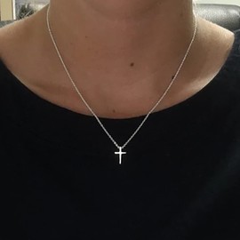 DeScount Dainty Tiny Silver Cross Necklace,Simple Cross Pendant Necklaces for Women,Delicate Mimimalist Cross Jewelry