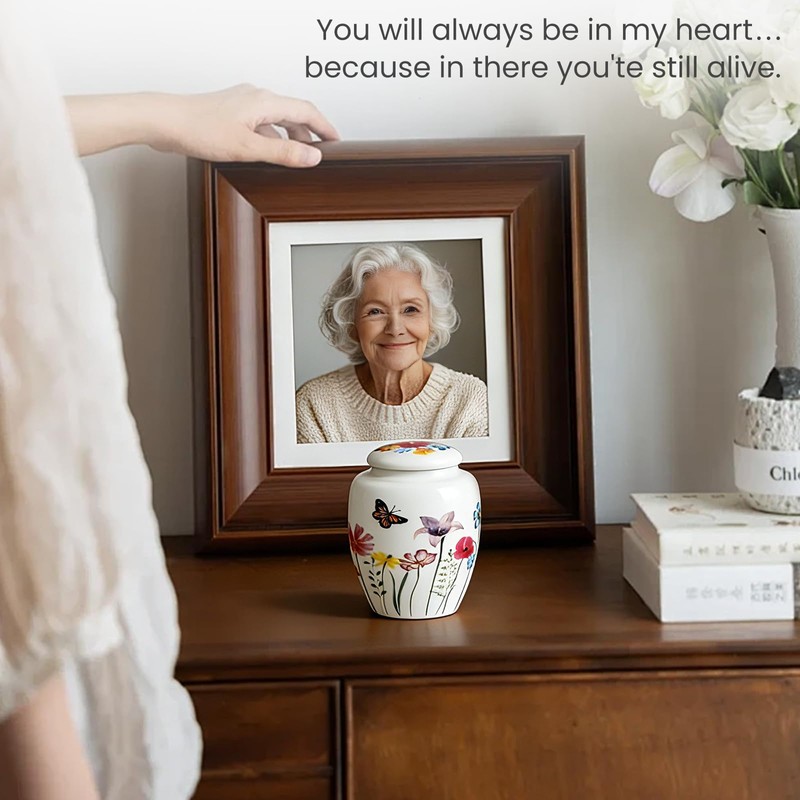 Zglmydrem.yn Small Urns for Human Ashes Keepsake, Urn for Ashes