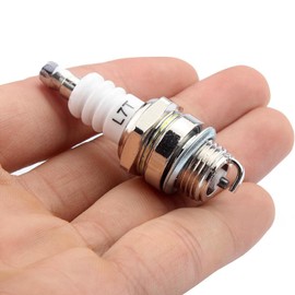 Xiciki 6Pcs Spark Plug L7T 2 Stroke Spark Plug for Lawnmower, Trimmer, Chainsaw And Garden Tools, Stable Performance, Replace BPMR7A, RCJ6Y, RCJ7Y, Set for 43-49CC Engines