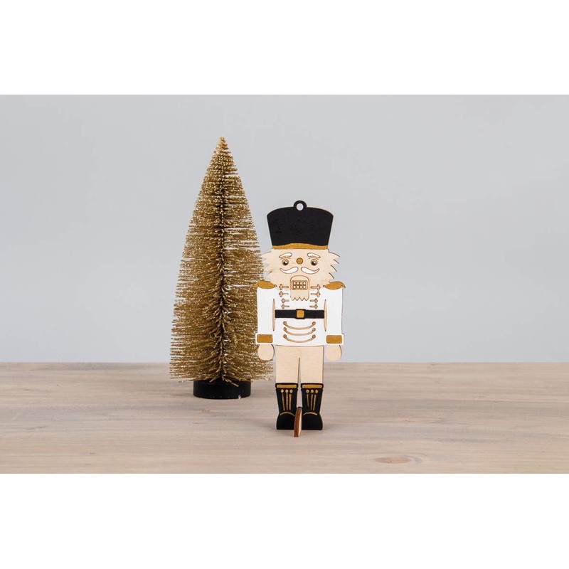 Rayher Wooden Nutcracker FSCMixCred, to Set up, Wood, Natural, 6x16