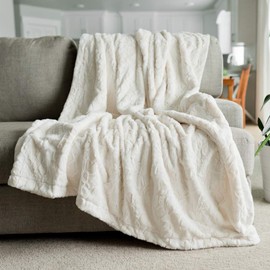 GRACED SOFT LUXURIES Softest Warm Elegant Cozy Faux Fur Home Throw Blanket (Solid Ivory, Large 50" x 60")