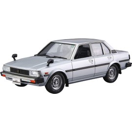 Aoshima Bunka Kyozai 1/24 The Model Car Series No.71 Toyota E71/70 Corolla Sedan GT/DX 1979 Plastic Model