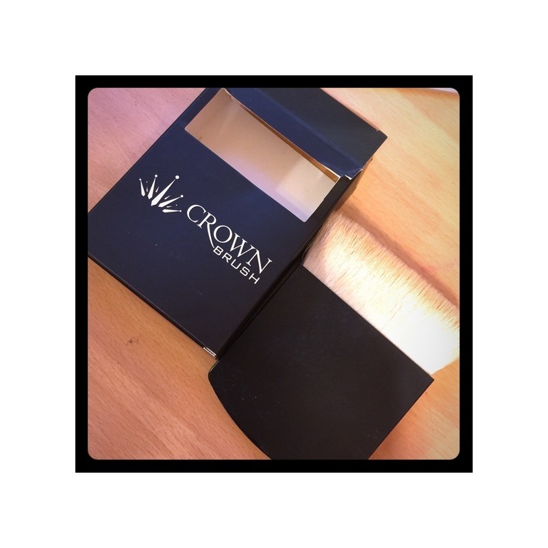 Crown Brush Kabuki Geisha Brush KB16 - NIB