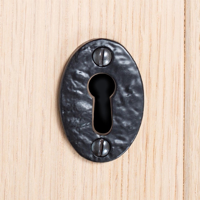 Hammer and Tongs - Rustic Escutcheon Plate - W35mm x