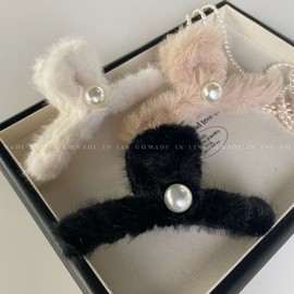 Women's Autumn Plush Hair Claw Clips: Pearl, Spoon & Large Shark Designs Free Size/Dusty Pink 20ea