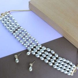 I Jewels Gold Plated Indian Wedding Bollywood White Pearl Beaded Stylish Moti Choker Necklace Jewellery Set with Stud Earrings for women (ML286) (White-1)